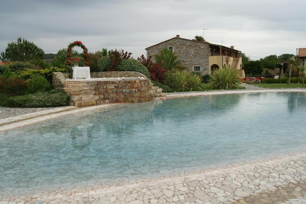 Agriturismo Gualdo Del Re Суверето Екстериор снимка